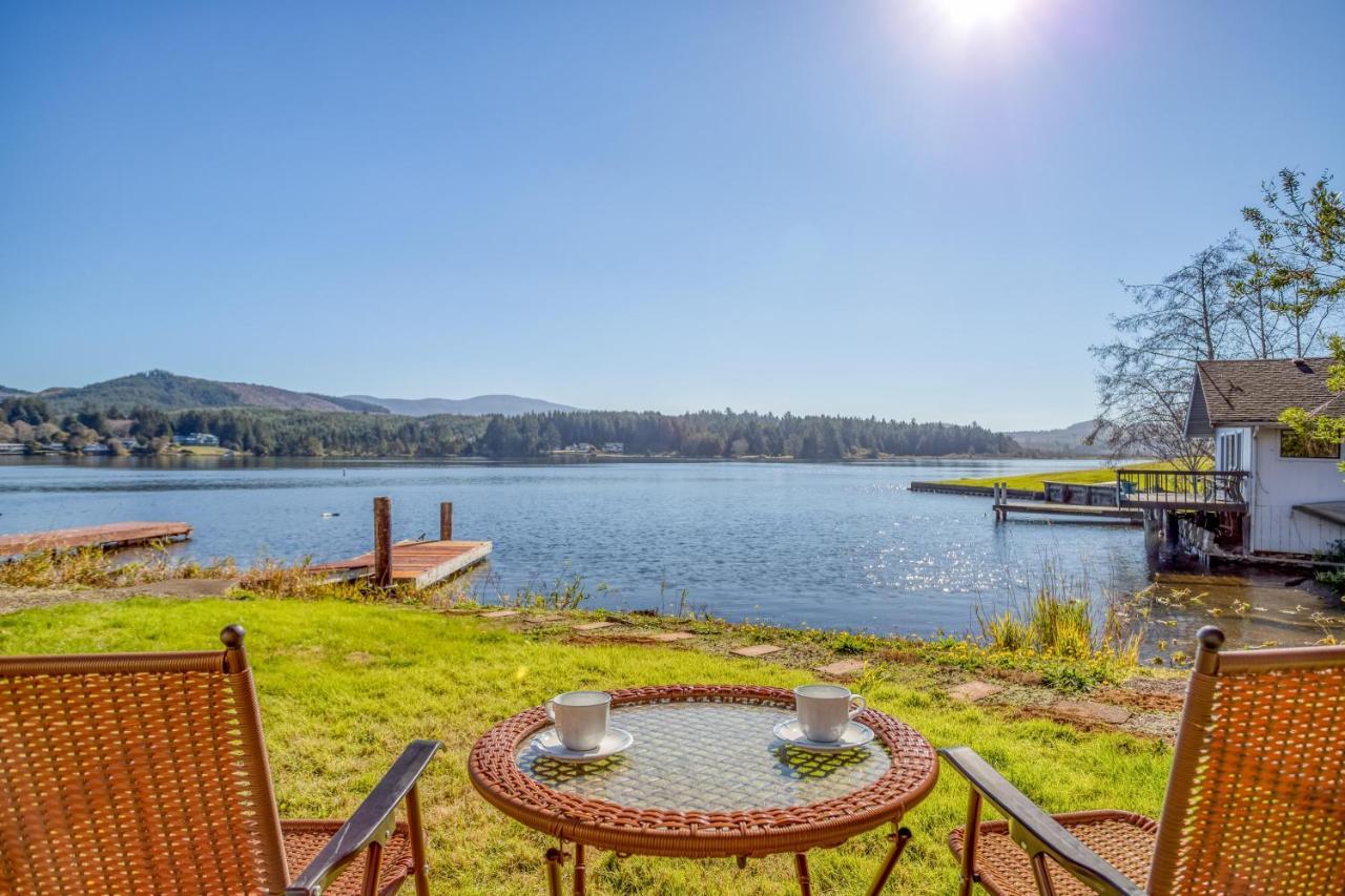 Regatta Park Lake House Lincoln City Exterior foto