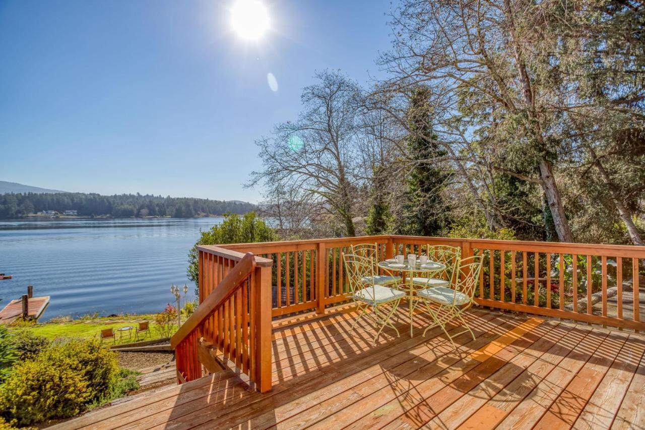 Regatta Park Lake House Lincoln City Exterior foto