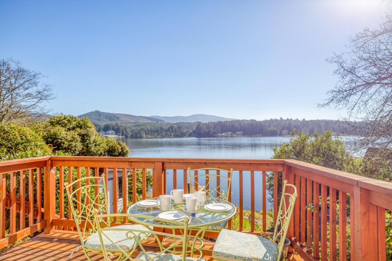 Regatta Park Lake House Lincoln City Exterior foto